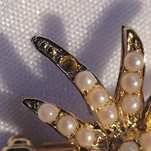 D’Orlan Starburst Brooch - Picture 5 of 6